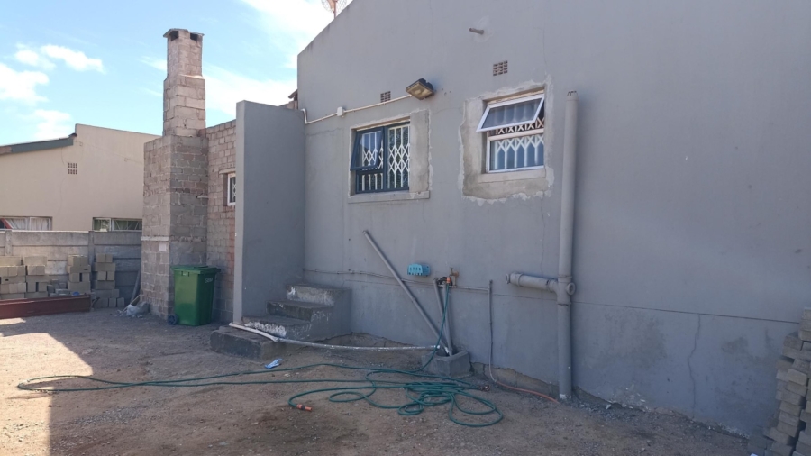 3 Bedroom Property for Sale in Louwville Western Cape